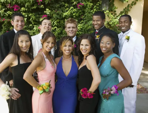 Finding a Limo Service for the Homecoming Dance